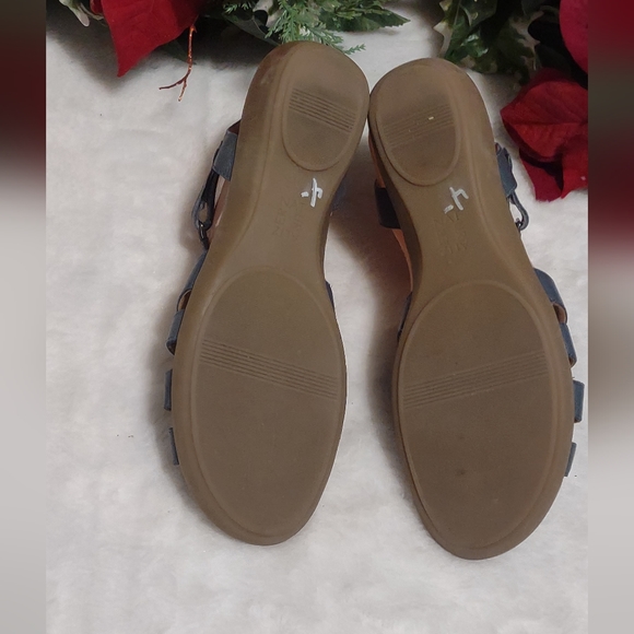Naturalizer sandal shoes for women size 9 - Picture 3 of 5